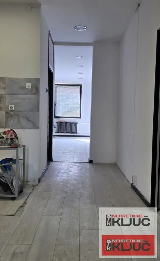 Rent, office space, 61m², Centar, Novi Sad