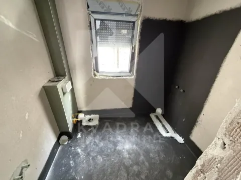 Prodaja, jednosoban stan, 49m², Vezirov Most, Podgorica - image 8