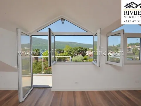 Sale, two bedroom apartment, 96m², Đenovići, Herceg Novi - image 2