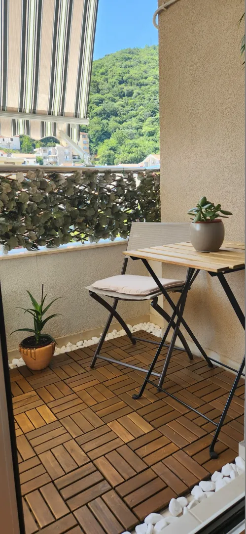 Rent, two bedroom apartment, 55m², Centar, Budva