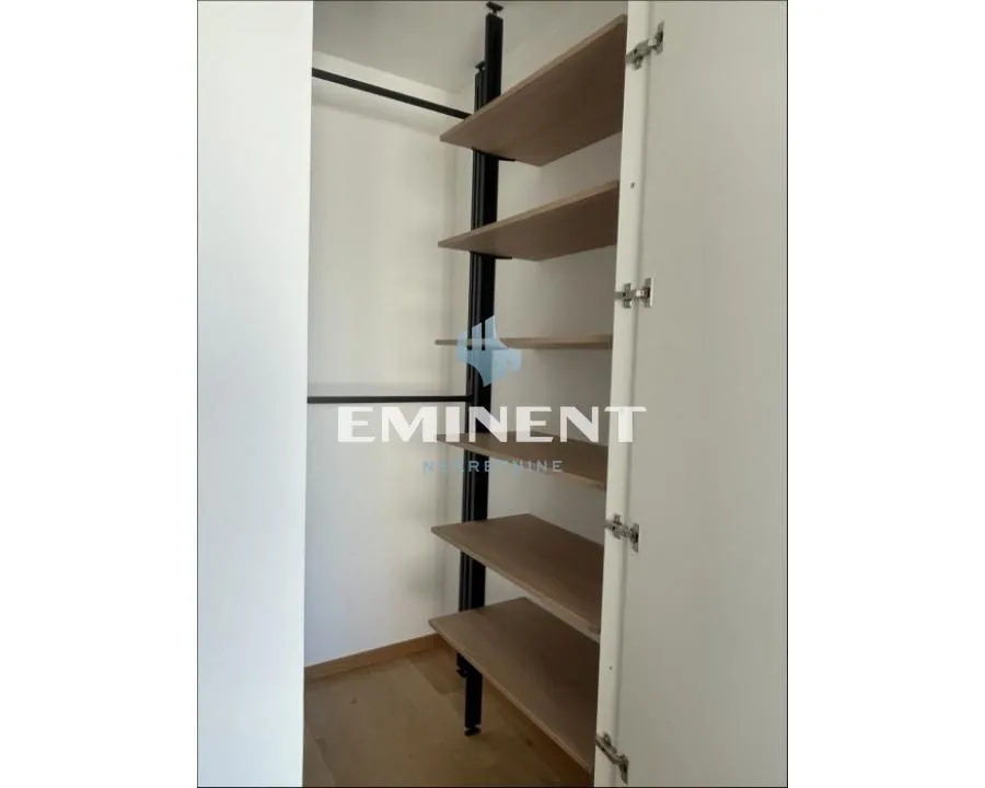 Rent, three bedroom apartment, 100m², Gundulićev Venac, Beograd