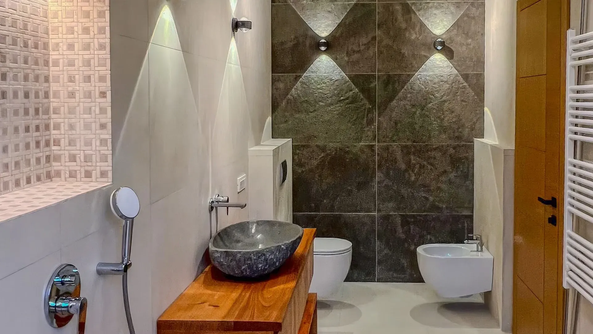 Prodaja, kuća, 317m², Tivat, Crna Gora