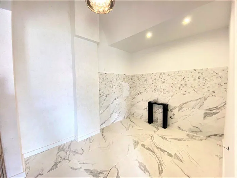 Rent, apartment, 100m², 1 maj, Podgorica