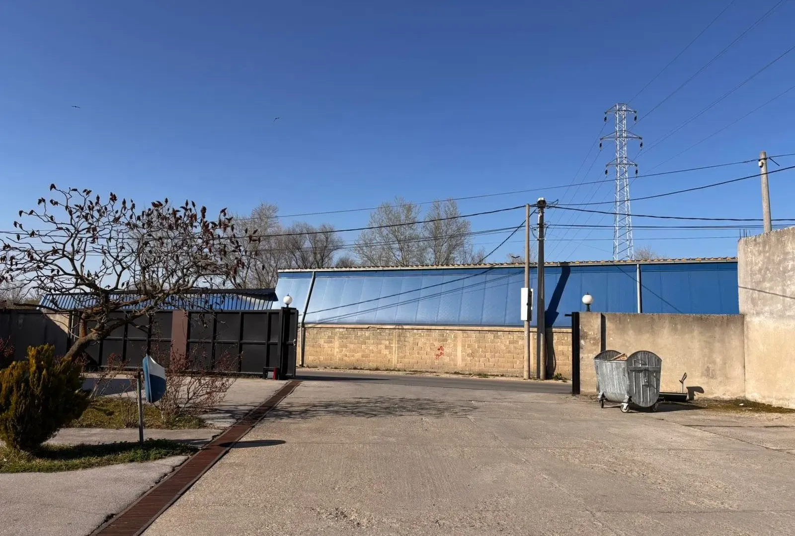 Izdavanje, poslovni prostor, 90m², Krnjaca, Palilula Sve Podlokacije
