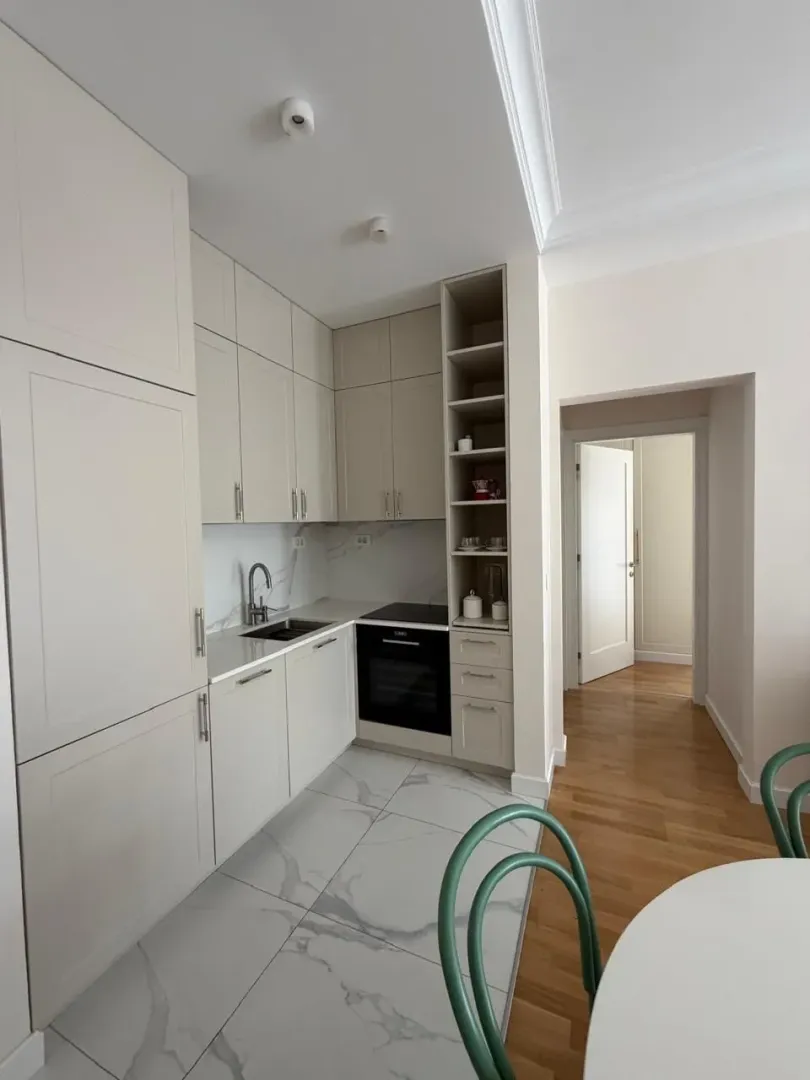 Rent, one bedroom apartment, 51m², Centar, Tivat