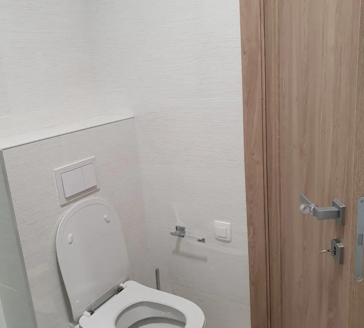 Izdavanje, garsonjera, 29m², Master Kvart, Podgorica