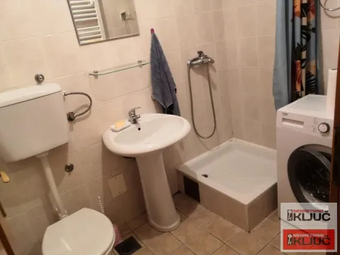 Izdavanje, garsonjera, 24m², Nova Detelinara, Novi Sad Sve Podlokacije - image 5