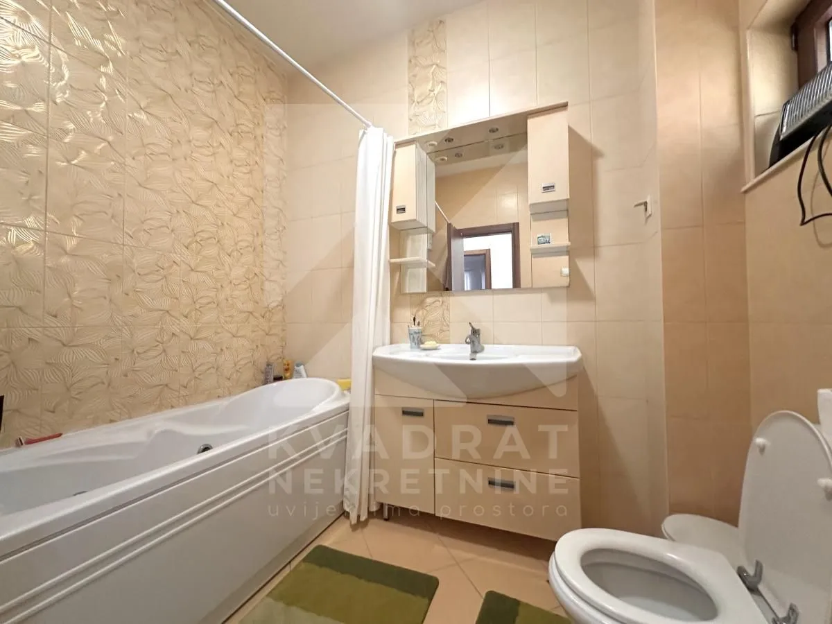 Rent, house, 326m², Stari Aerodrom, Podgorica