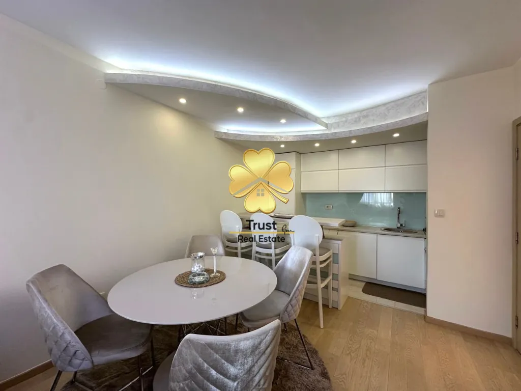 Rent, two bedroom apartment, 70m², City Kvart, Podgorica