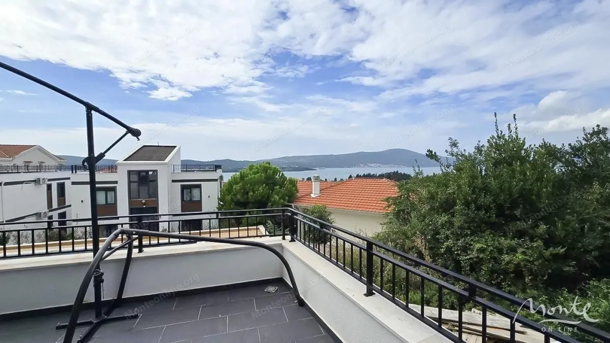 Prodaja, dvosoban stan, 52m², Tivat, Crna Gora