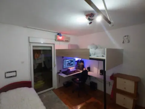 Prodaja, trosoban stan, 74m², Stari Aerodrom, Podgorica - image 11