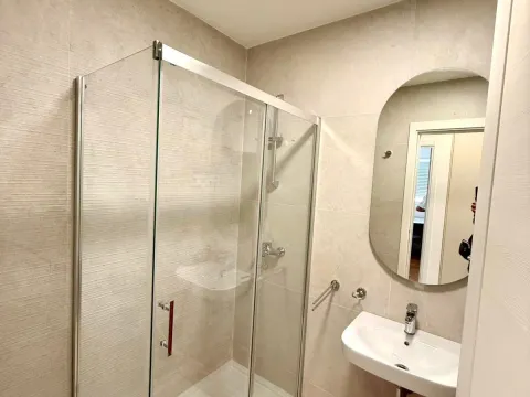 Rent, one bedroom apartment, 42m², Pobrežje, Podgorica - image 7
