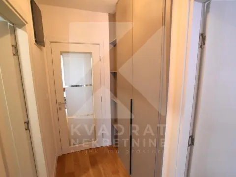Rent, two bedroom apartment, 108m², Central Point, Podgorica - image 18