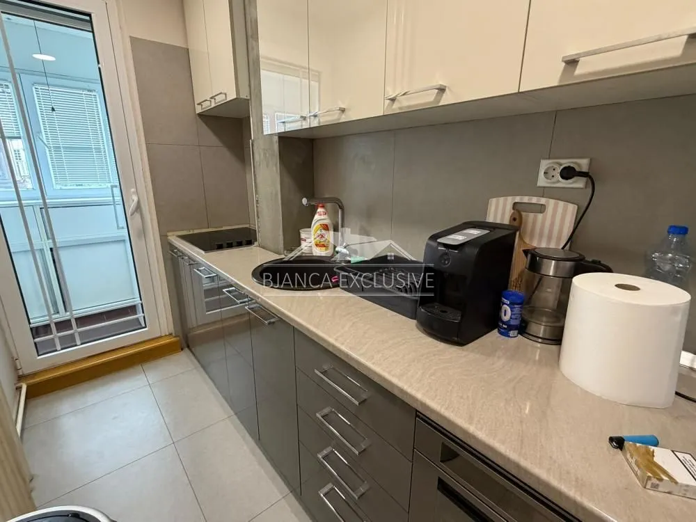 Sale, four bedroom apartment, 79m², Čukarica, Beograd