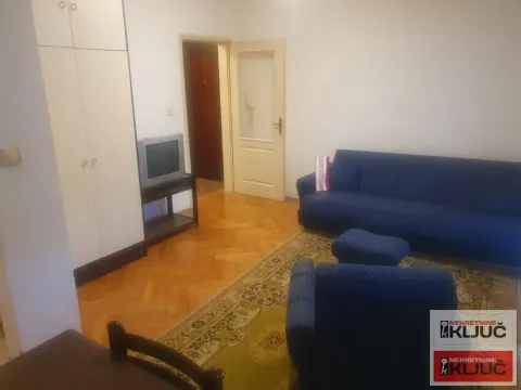 Izdavanje, jednosoban stan, 28m², Bulevar Oslobodjenja, Novi Sad Sve Podlokacije - image 6