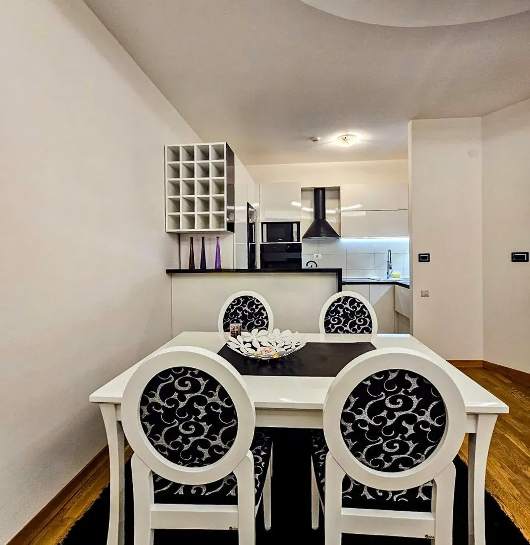 Rent, one bedroom apartment, 54m², City Kvart, Podgorica