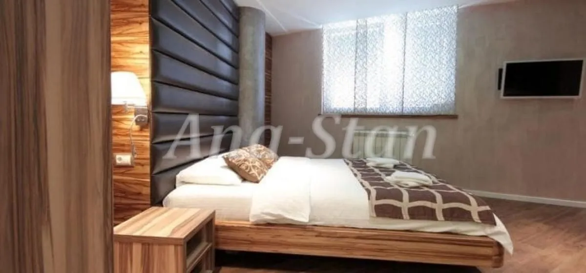 Izdavanje, garsonjera, 29m², Stari Grad, Beograd