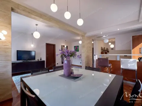 Sale, three bedroom apartment, 116m², Budva, Crna Gora - image 1