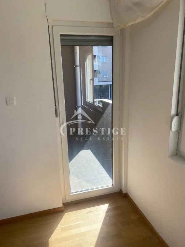 Prodaja, jednosoban stan, 45m², Pobrežje, Podgorica