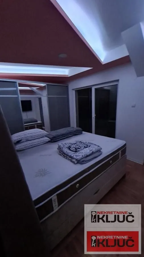 Prodaja, četvorosoban stan, 170m², Sremska Kamenica, Petrovaradin