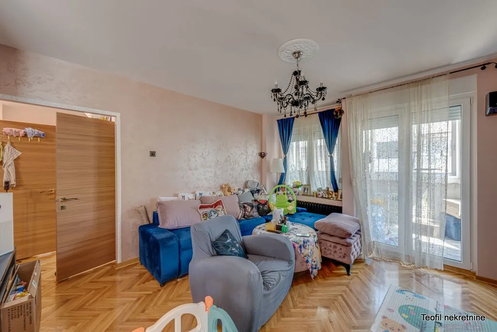 Sale, two bedroom apartment, 84m², Vračar, Šid