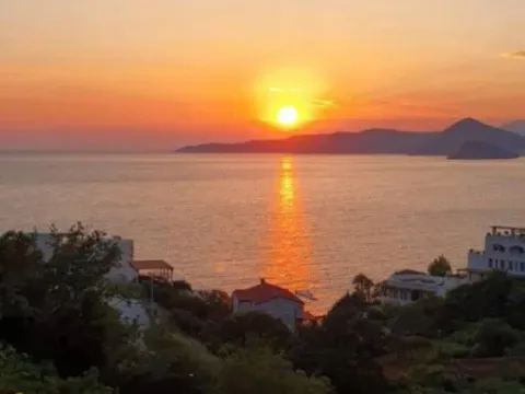 Sale, house, 250m², Reževići, Budva - image 12