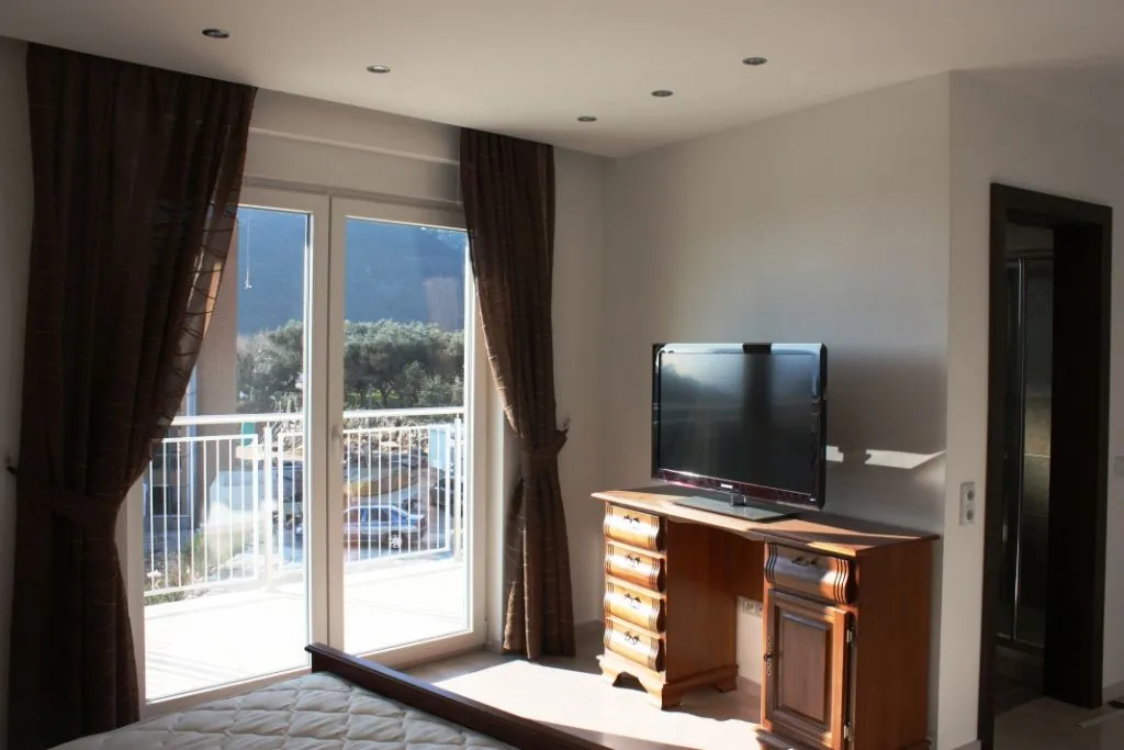 Prodaja, stan, 250m², Bečići, Budva