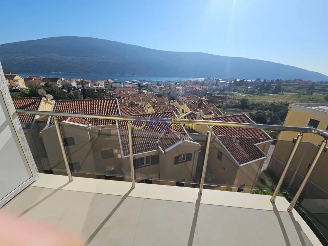 Prodaja, jednosoban stan, 47m², Đenovići, Herceg Novi