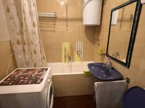 Izdavanje, četvorosoban stan, 75m², Sajmište, Novi Sad - image 14