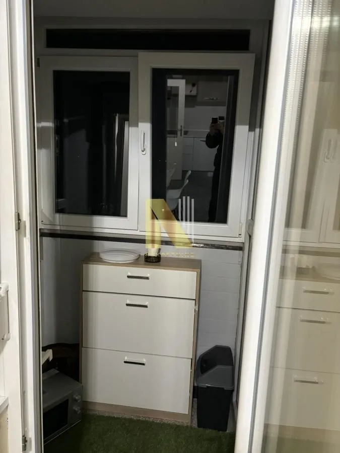 Izdavanje, dvosoban stan, 53m², Avijatičarsko naselje, Novi Sad Sve Podlokacije