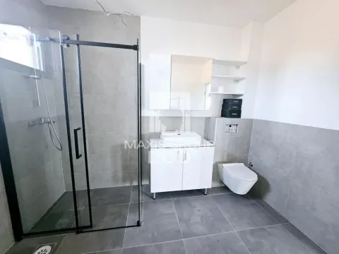Prodaja, trosoban stan, 78m², Olimp, Zvezdara Sve Podlokacije - image 5