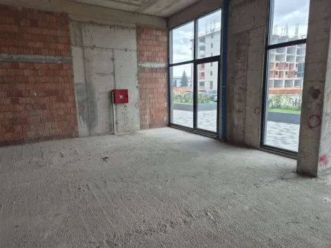 Rent, office space, 282m², Stari Aerodrom, Podgorica - image 1