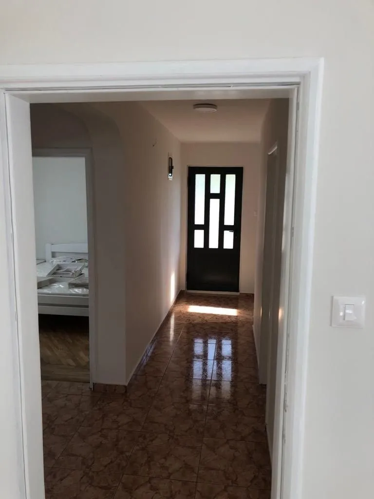 Rent, two bedroom apartment, 72m², Momišići, Podgorica