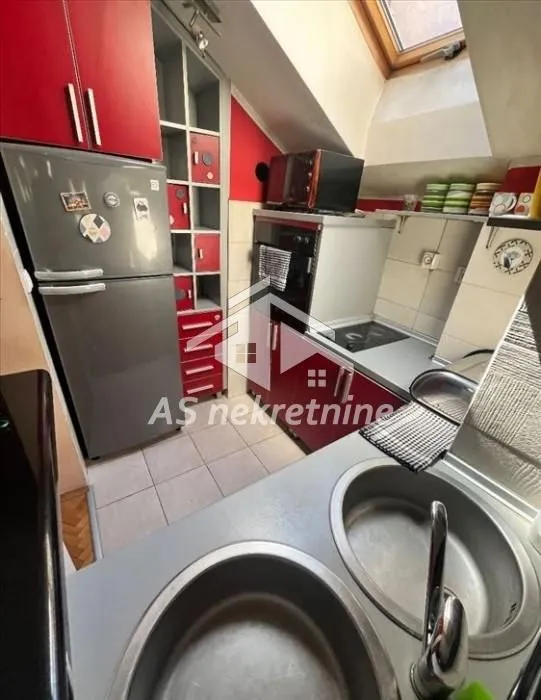 Izdavanje, dvosoban stan, 44m², Novi Beograd Blok 63, Novi Beograd Sve Podlokacije
