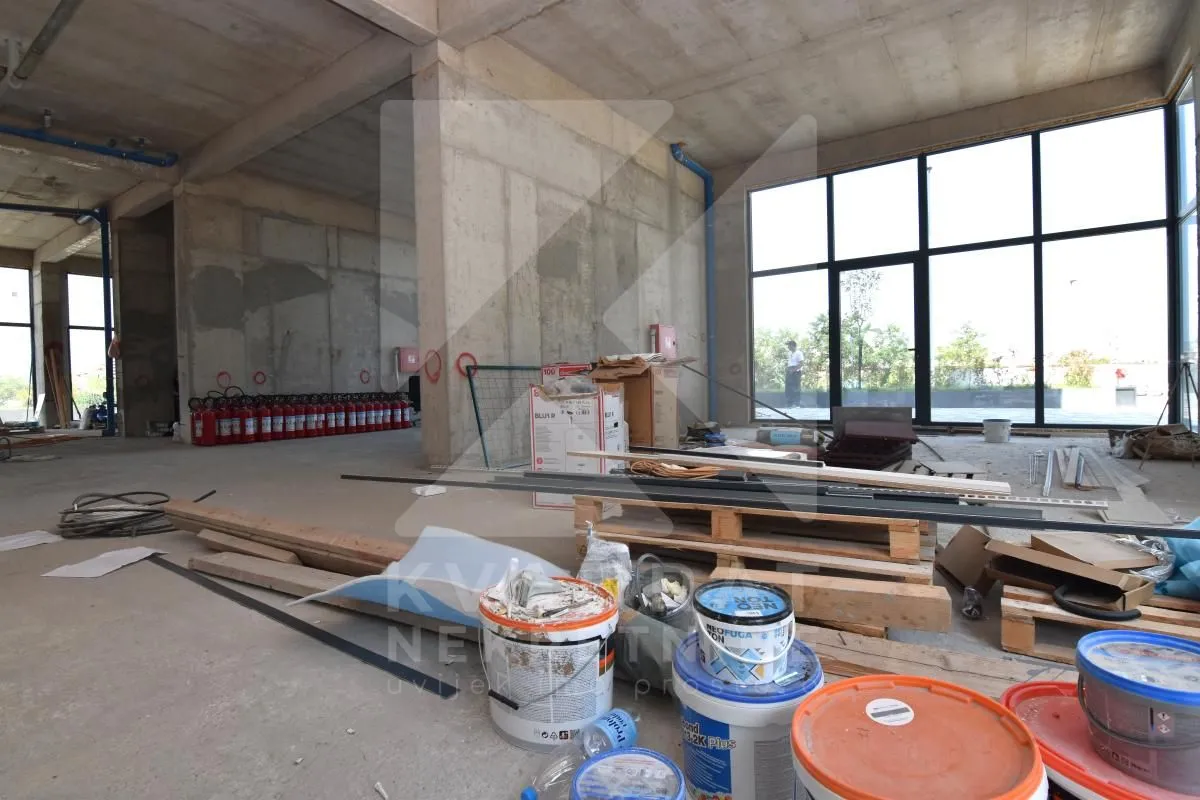 Sale, office space, 282m², Stari Aerodrom, Podgorica