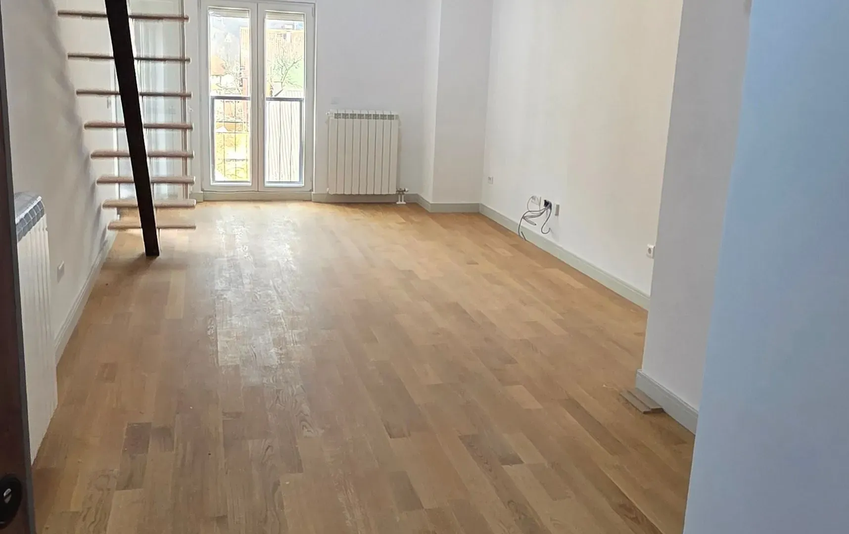 Sale, four bedroom apartment, 103m², Centar, Kolašin