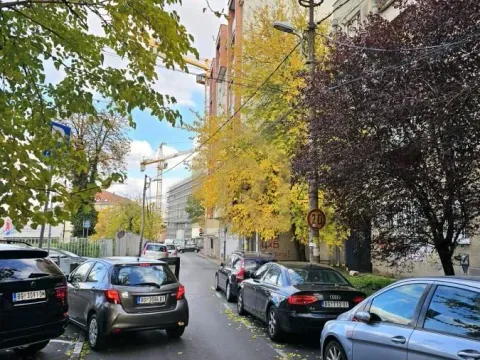 Sale, three bedroom apartment, 80m², Vračar Sve Podlokacije, Beograd