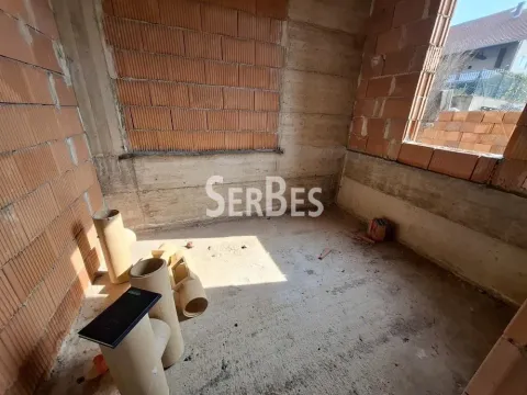 Prodaja, četvorosoban stan, 70m², Petrovaradin, Novi Sad - image 8