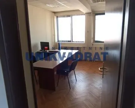 Izdavanje, poslovni prostor, 80m², Banovo Brdo, Beograd - image 11