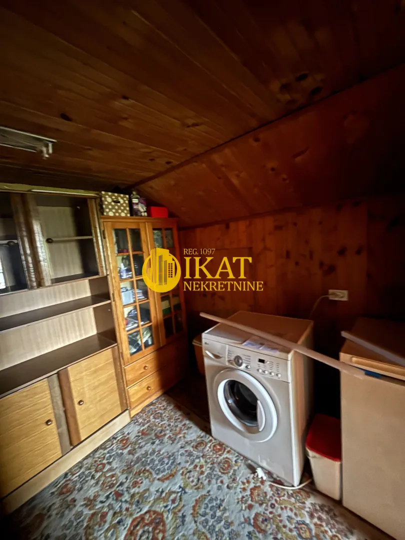 Prodaja, trosoban stan, 100m², Zemun Sve Podlokacije, Beograd