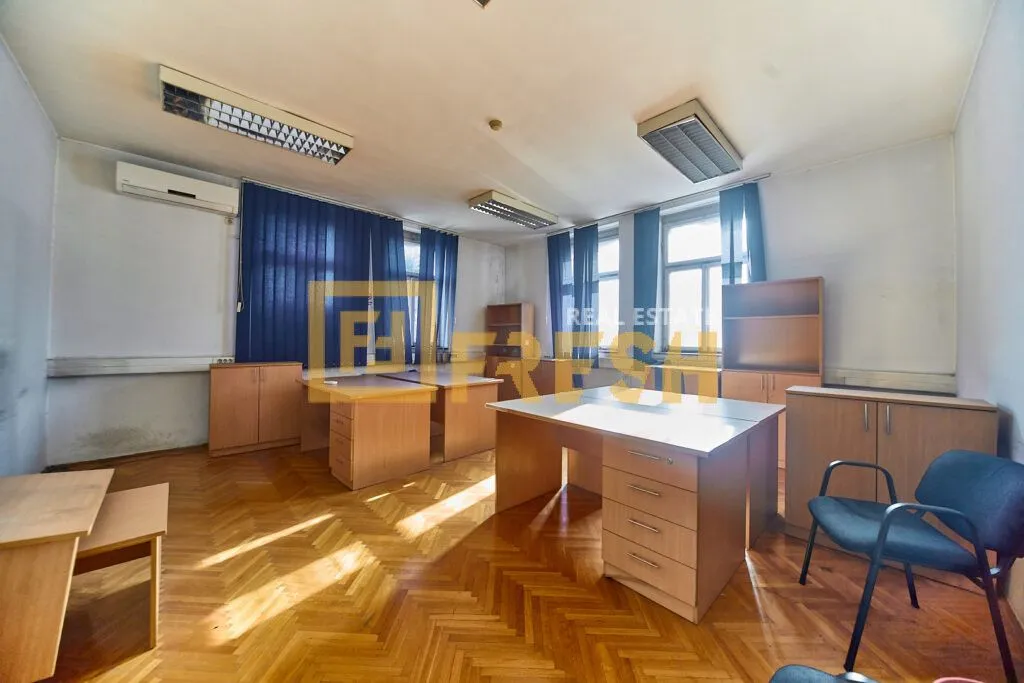 Rent, office space, 345m², Centar, Podgorica