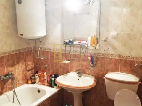 Sale, one bedroom apartment, 45m², Podkošljun, Budva - image 7