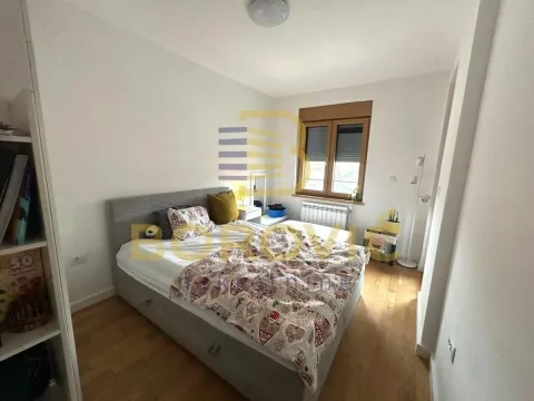 Prodaja, trosoban stan, 70m², Zemun Sve Podlokacije, Beograd - image 9