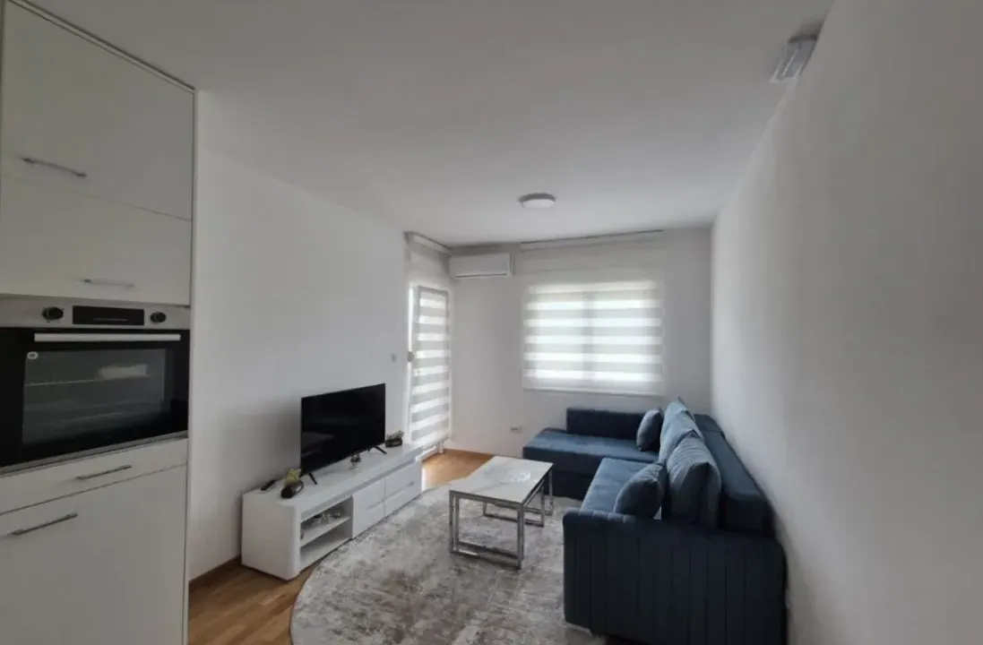 Rent, one bedroom apartment, 33m², Stari Aerodrom, Podgorica
