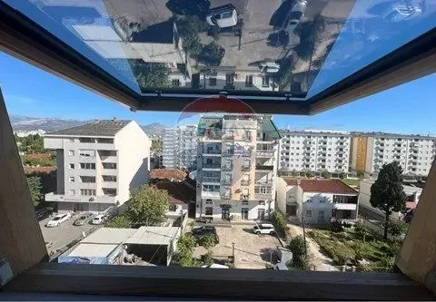 Izdavanje, četvorosoban stan, 136m², Pobrežje, Podgorica - image 7