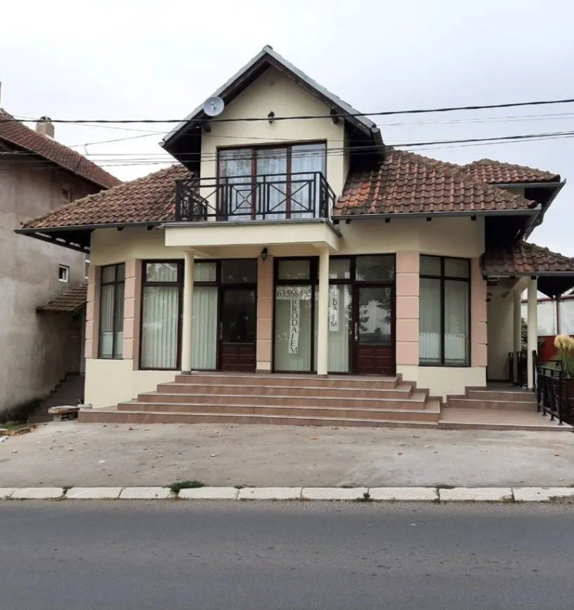 Prodaja,  kuća, 392m2, Lazarevac, Beograd