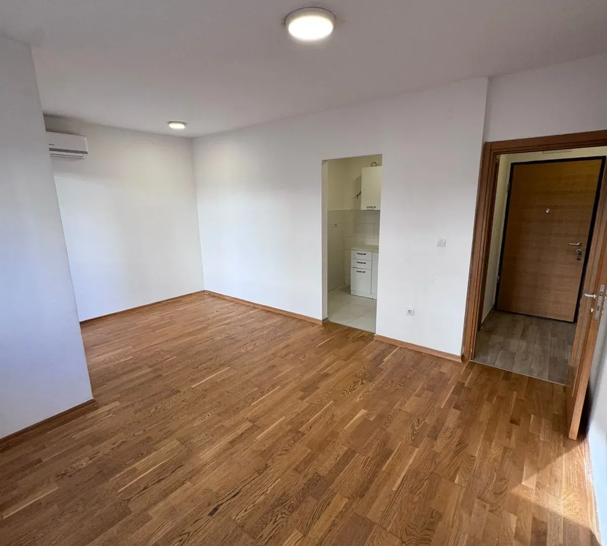 Sale, one bedroom apartment, 43m², Blok 6, Podgorica