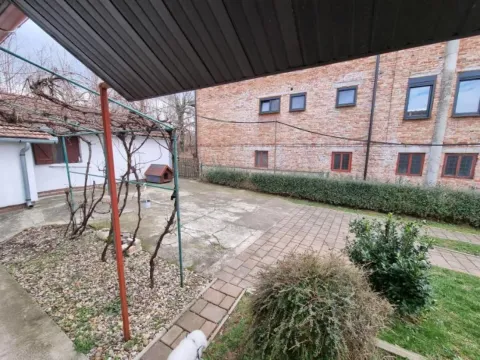 Rent, house, 100m², Petrovaradin, Novi Sad - image 19