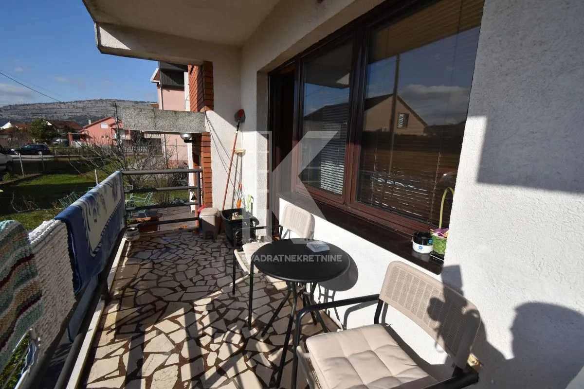 Sale, house, 190m², Dalmatinska ulica, Podgorica