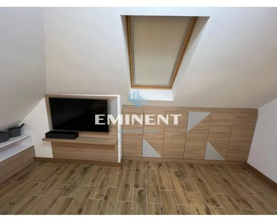 Prodaja, trosoban stan, 59m², Centar, Zlatibor